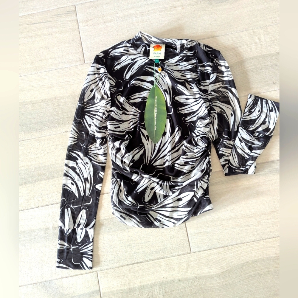 Farm Rio Tropical Black and White Women's Top